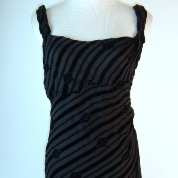 DVF BLACK cut VELVET floral SILK midi party DRESS sleeveless 6 - Picture 2 of 6